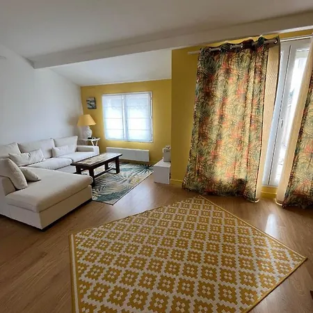 Apartment Chaleureux-terrasses Rooftop-rafraichisseur-parking-wifi *