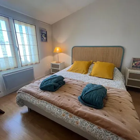 Chaleureux Avec Jacuzzi-terrasses Rooftop-rafraichisseur-parking-wifi Apartment